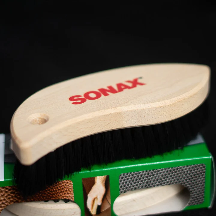 Sonax Brush leather