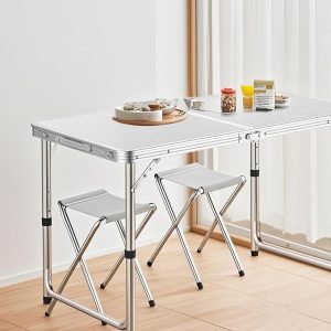 Folding Table with 4 chairs